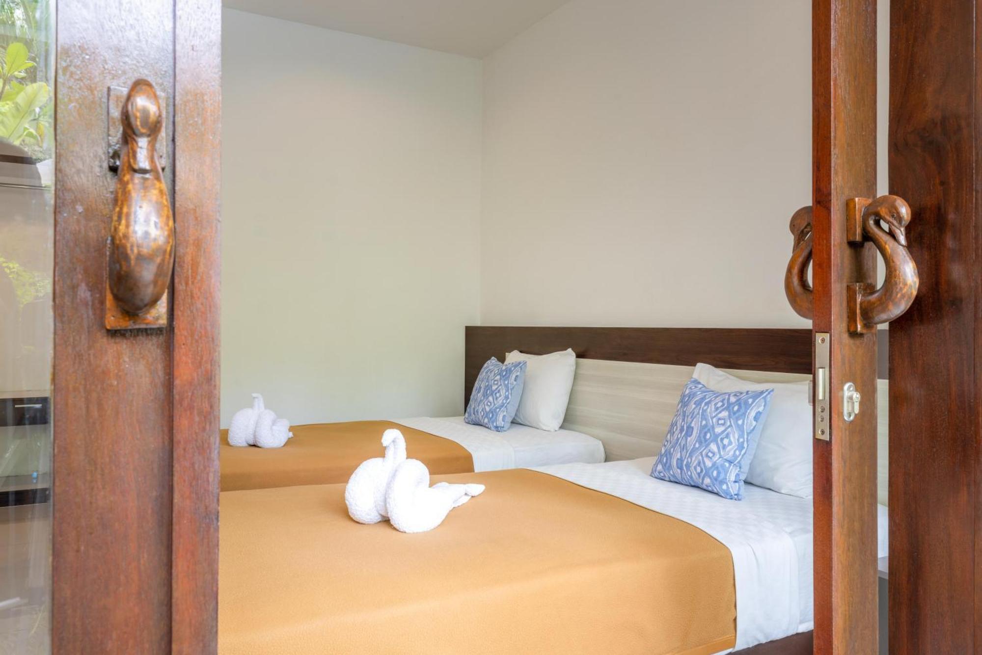 Deluxe Twin or King Room
