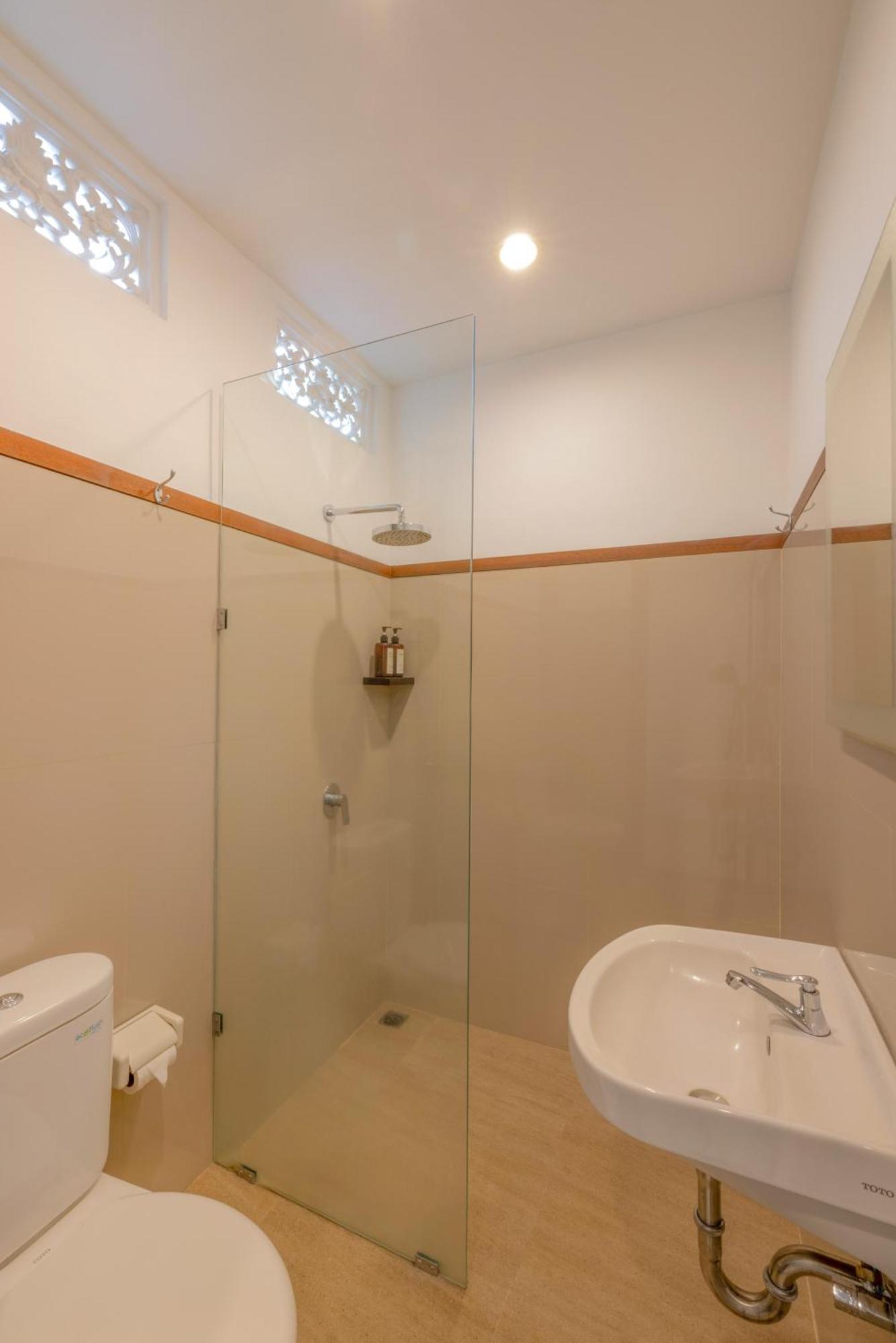 Deluxe Twin or King Room